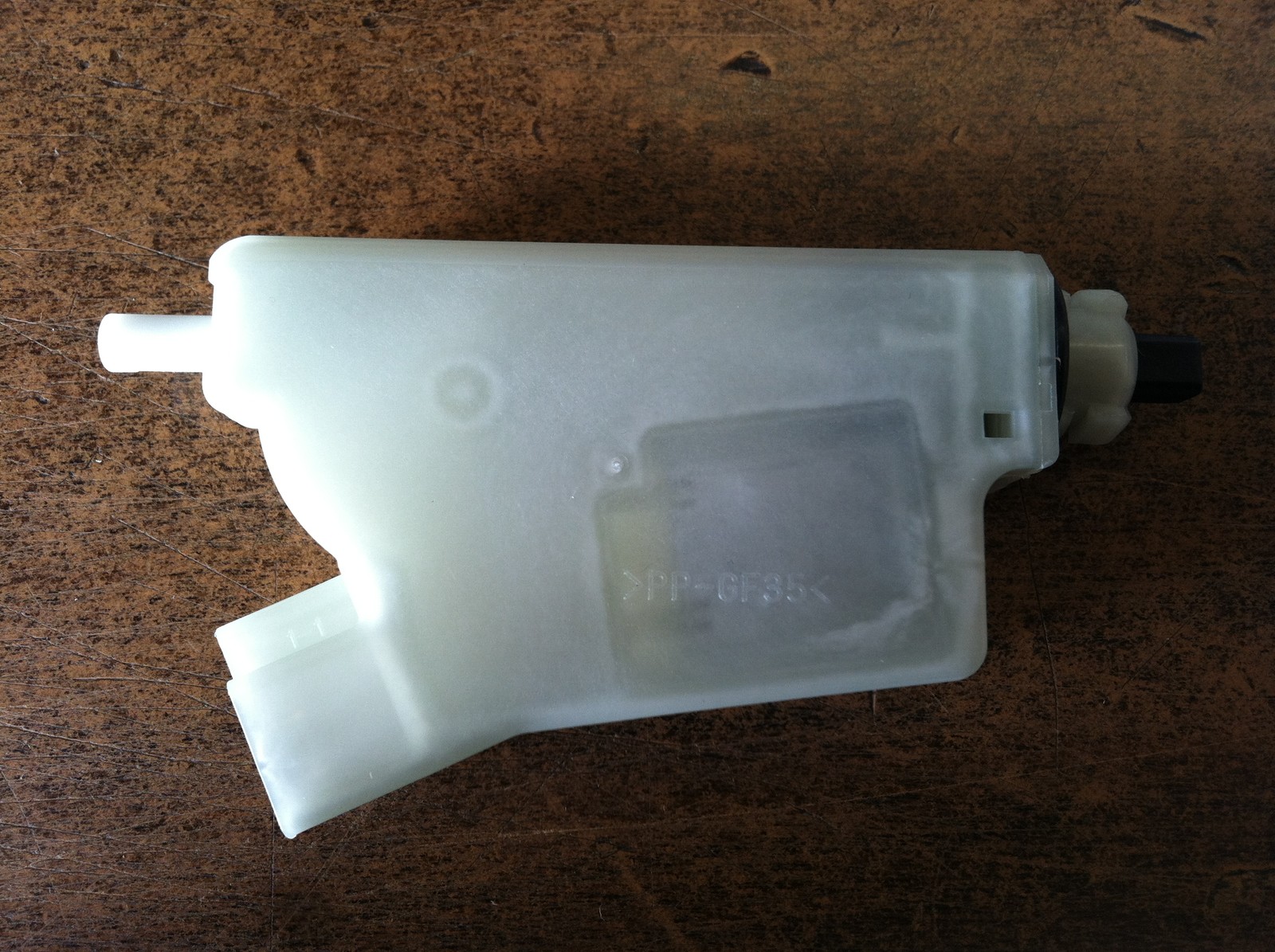 NEW OEM NISSAN FUEL DOOR ACTUATOR ASSEMBLY 0208 MAXIMA 0913 MURANO 04