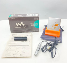 Sony MZ-E520 Portable MiniDisc MD Player Walkman Boxed Japan