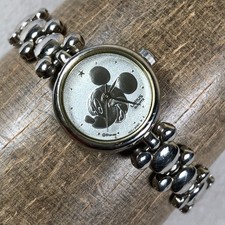 Vintage Disney Women V401-1720 Mickey Mouse Silver Tone Quartz 20mm Watch 6 1/2"