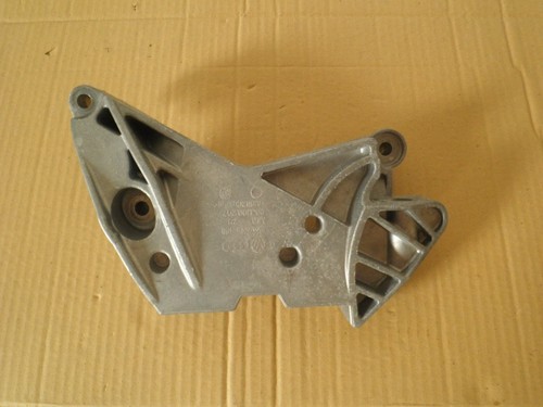 Original VW Motorhalter Getriebehalter Benzin 06J199207F 06J199207P a15339