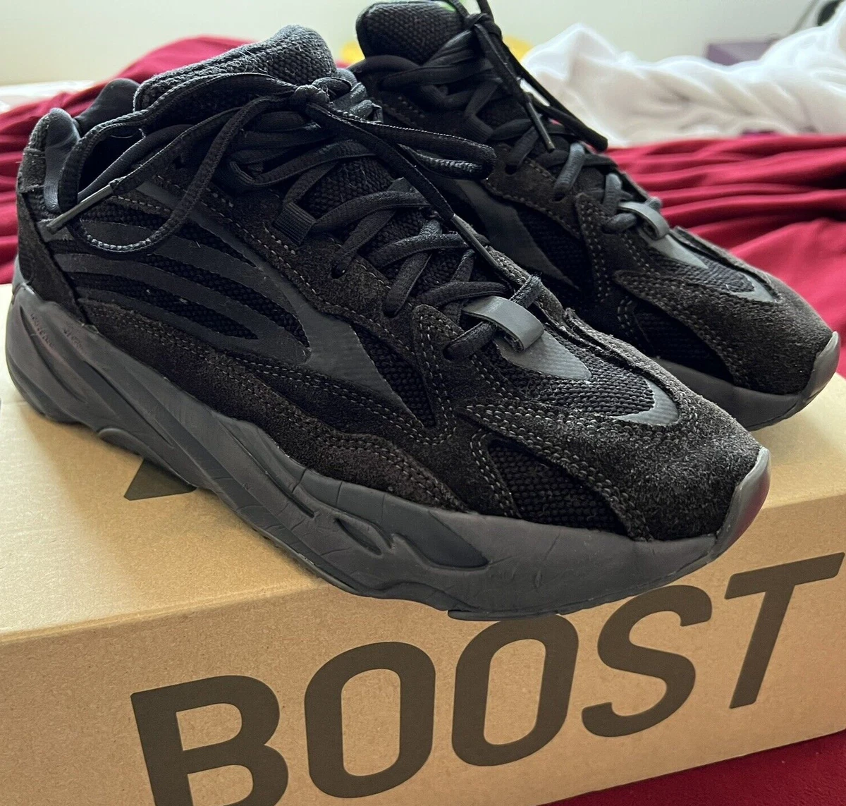 lever vinkel Sui adidas Yeezy Boost 700 V2 Vanta Black - FU6684 - US Size 9 - StockX  Authenticate 193093889987 | eBay