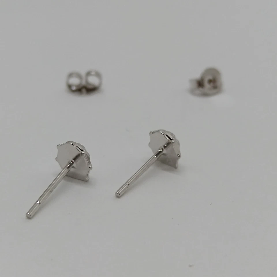 ORECCHINI A BOTTONE COCCINELLA IN ORO BIANCO 18KT 1,2 GRAMMI (1204) - Immagine 4 di 4