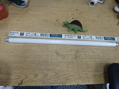 NEW Philips tld 18w/33 1150 LM 702661 Fluotone Bulb  *FREE SHIPPING*