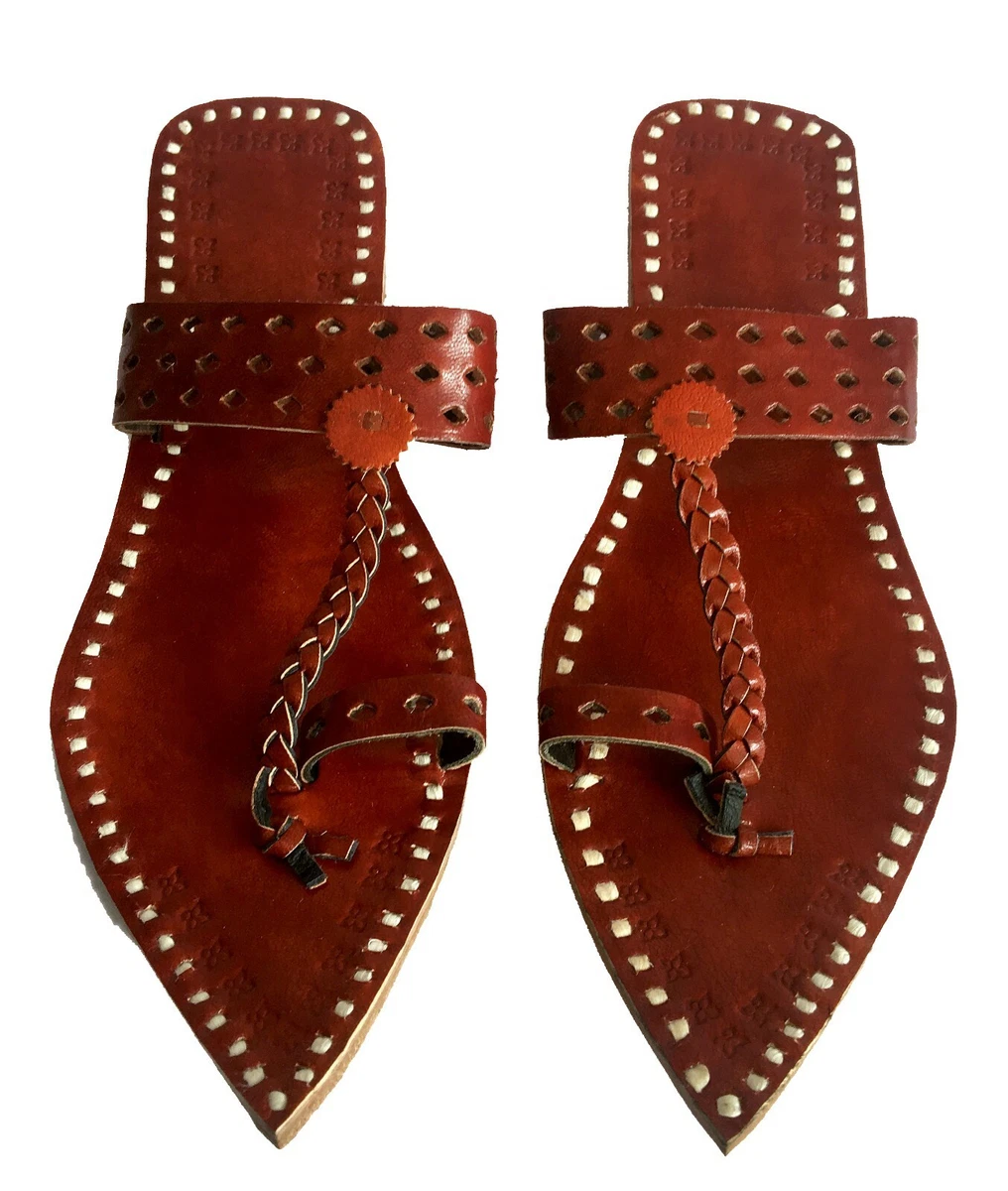 Flat slippers hotsell for ladies