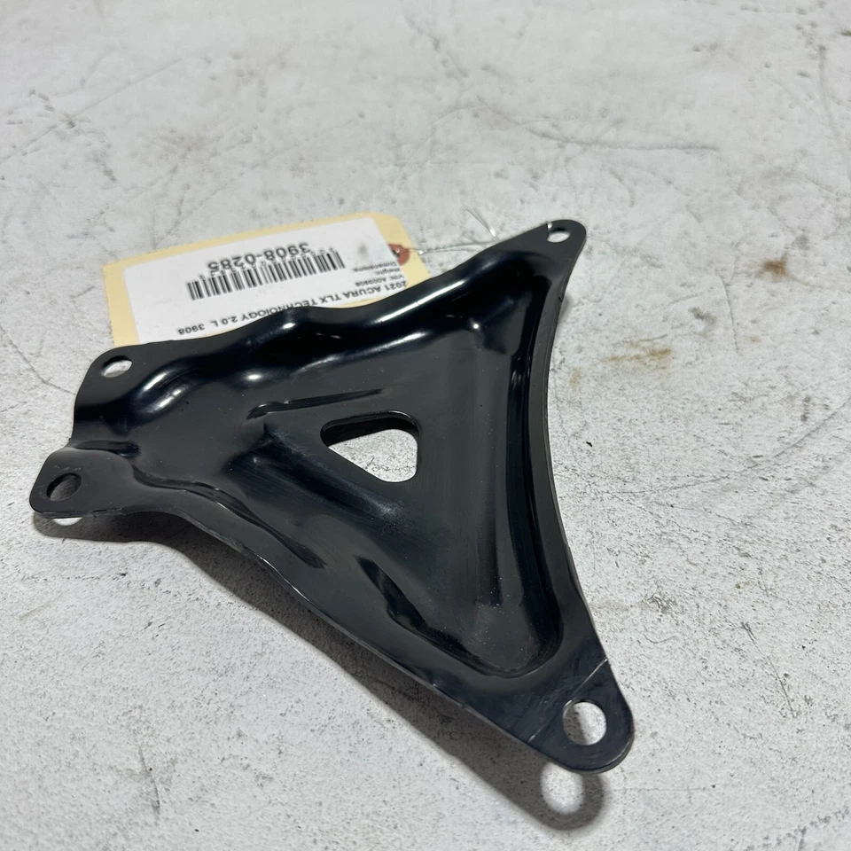 Soporte de refuerzo superior delantero Acura TLX 2021-2023 OEM Foto 4 de 4