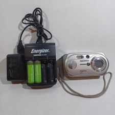 Samsung Digimax A6 6MP Digital Camera With 3X Optical Zoom Silver A6/A63 9424