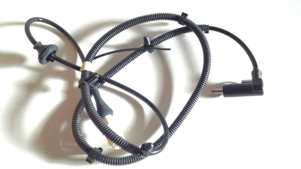 Genuine Ford Motorcraft 6W1Z-2C190-A BRAB-179 Rear ABS Sensor