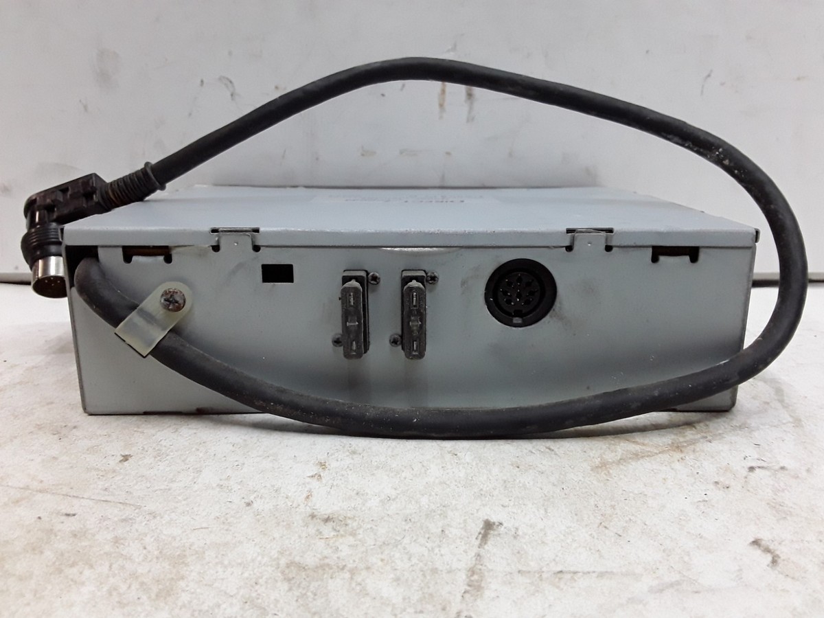 CD160枚以上 artirt A〜C 92 93 94 95 96 97 Toyota direct access 6 disc CD changer Commander