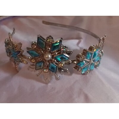 Light Up Crystal Gemstone Snowflake Headband Amazon.com: CAKURE Snowflake Headband Light Up Christmas  main image 3