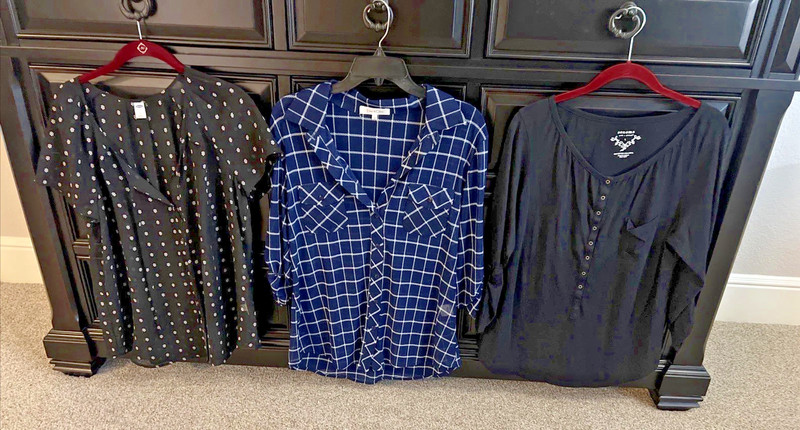 EUC Ladies Lot of 3 Great tops, 3/4 Sleevessize L