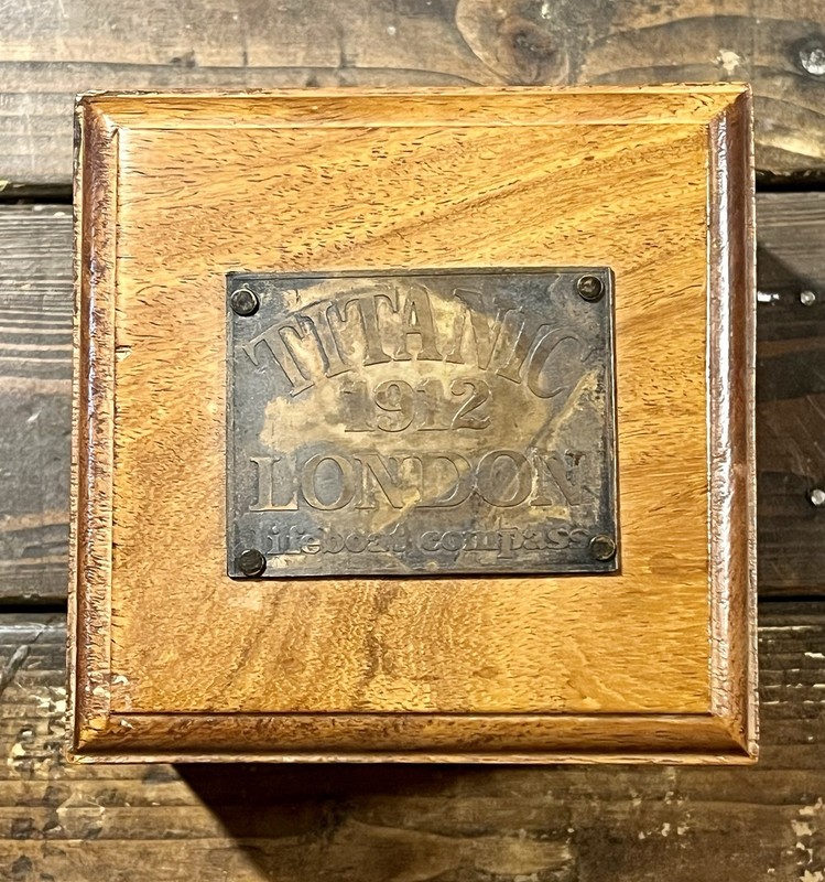 Reproduction Titanic Life Boat Compass Mounted Gyrospocically In  Wood Box