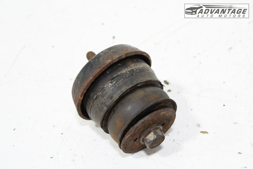 2015-2020 GMC YUKON OR FRAME MOUNT BRACKET UPPER CUSHION OEM - Image 2 of 4