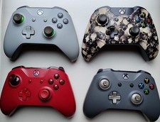 Lot of 4 Authentic OEM Xbox One Wireless Cont...