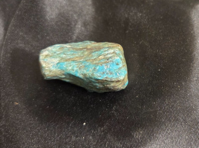 HIGH QUALITY   TURQUOISE KINGMAN  ROUGH 48 GMS