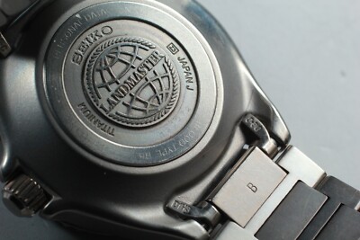 EXC+5* Seiko AGS Landmaster 5M45-6A01 Black Dial Titanium Kinetic