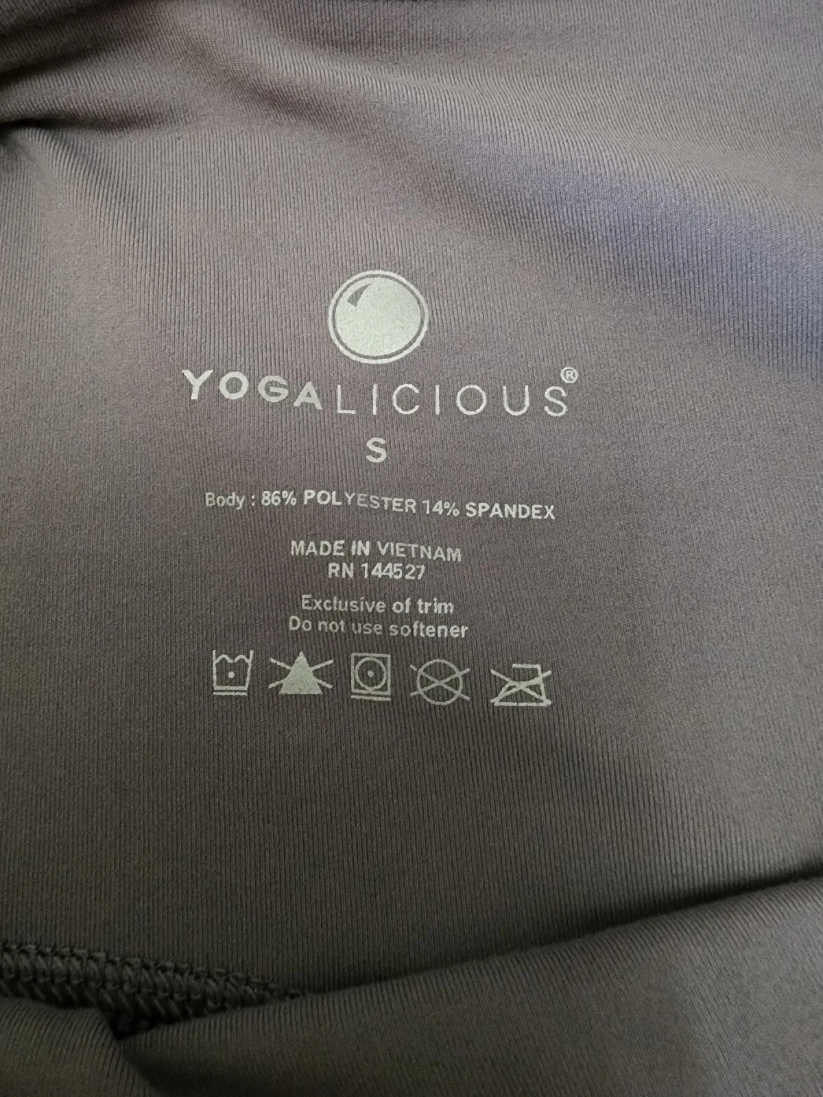 yogalicious athletic cropped wide waistband leggings