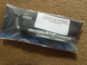 Dremel Circle Cutter/Straight Edge Guide Rotary Tool Attachment 678-02 Fits 4300