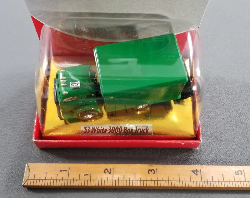 MINI METAL HO 1:87 1953 WHITE 3000 BOX TRUCK CLASSIC METAL WORKS DIECAST IOP - Image 2 of 4