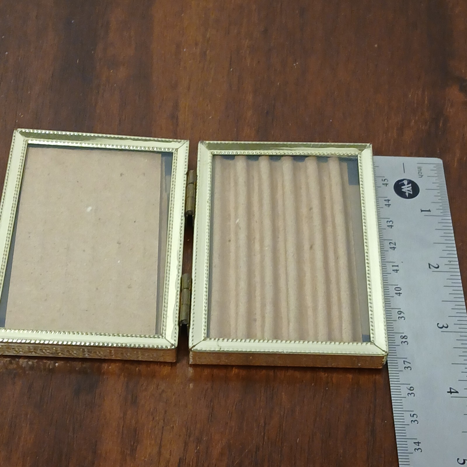 Vintage 2.5x 3.5” Photo Frame Gold Tone Metal Hinged Double Picture Bi Fold 