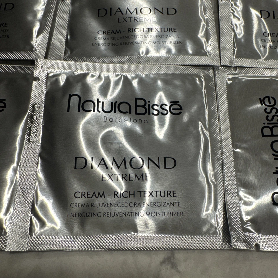 7 Natura Bisse Diamond Extreme Cream RICH TEXTURE Packets 4ml(each) TRAVEL - Image 2 of 3