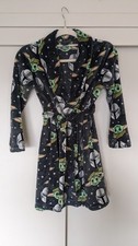 Star Wars Dark Gray Baby Yoda And Mandalorian Robe - Kids Size Medium