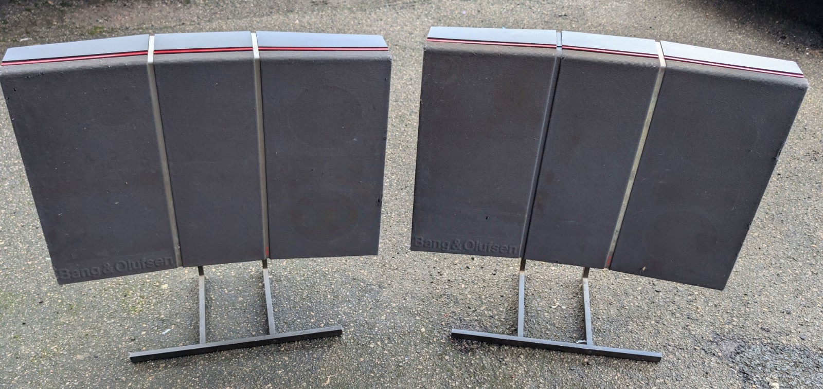 Bang & Olufsen Beo ox RL 60.2 Speakers On Stands