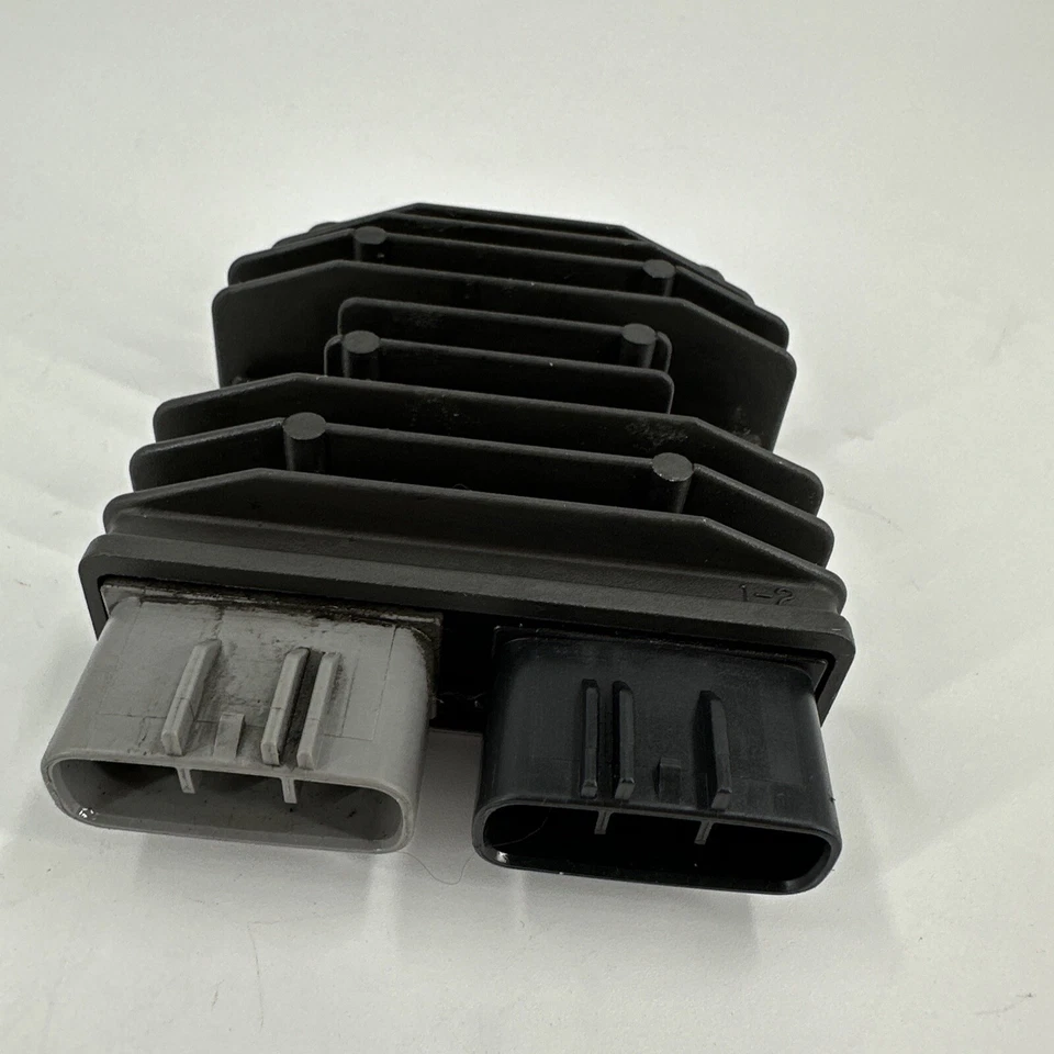 ducati hypermotard 821 voltage regulator rectifier 2013 to 2015 #D46 — 第 4/4 张图片