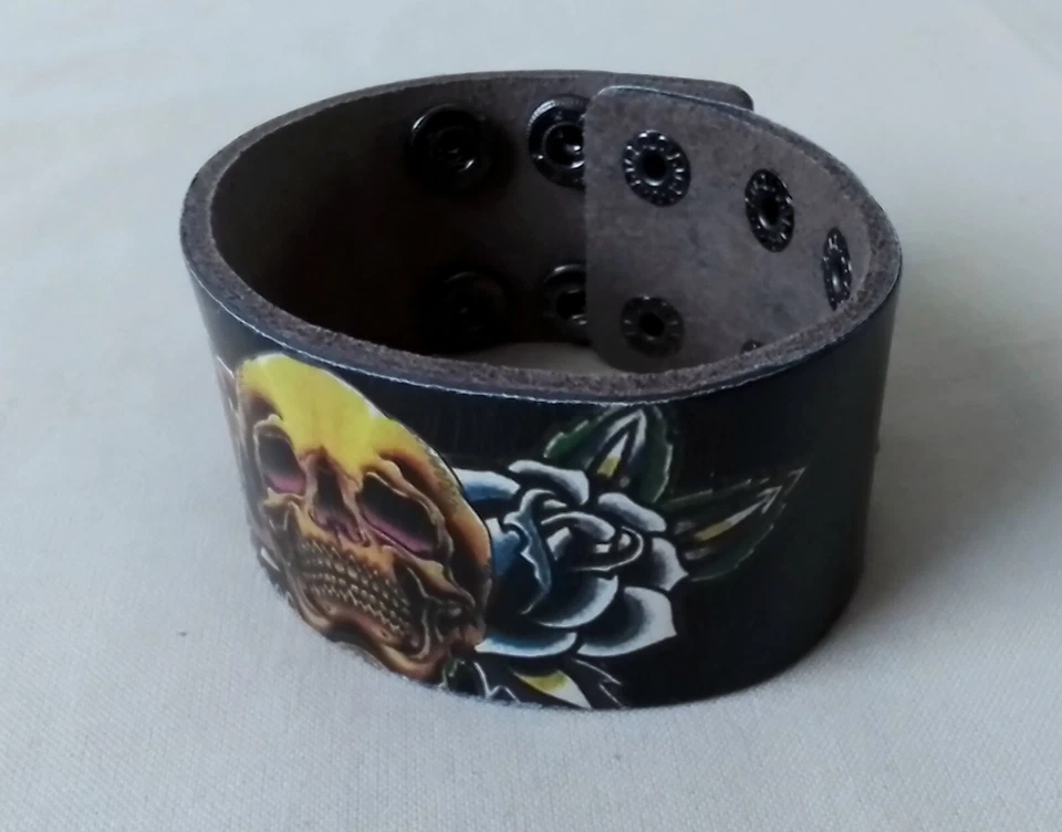 Damen Armband Skull Totenkopf Rosen Druckknöpfe Vintage Tattoo Sommer Urlaub Top - Bild 2 von 4