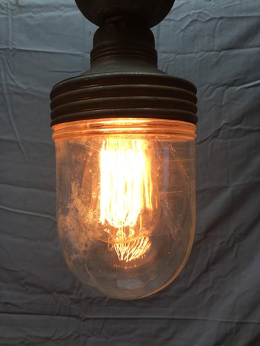 VTG Industrial Crouse Hinds Copper Threaded Benjamin Shade Light 713-22B - Picture 8 of 11