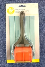 Wilton ~ Ribbon Cutter ~ Cake Fondant ~ Decorates Cakes & Treats ~ New/Sealed