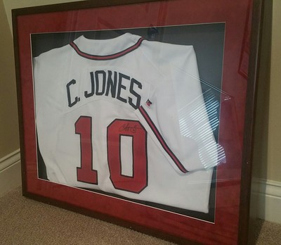chipper jones autographed jersey