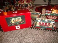 Dillards New Bright Holiday Express REINDEER STABLE RED SIGN train car w/ Box