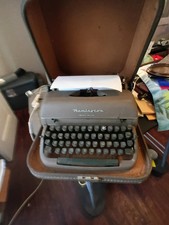 Vintage Typewriter thumbnail