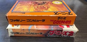 Famicom Goonies Goonies 2 (Konami) two set with box and manual