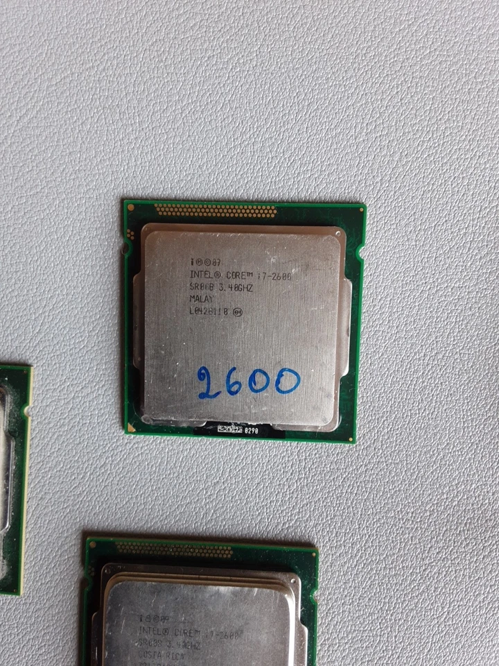 PROCESSORE CPU DESKTOP INTEL CORE I7 2600 LGA 1155 3,4 GHZ QUADCORE BULK - Immagine 3 di 4