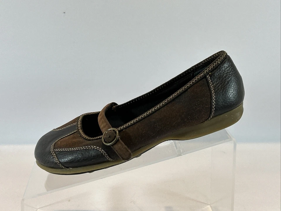 Zapatos planos MUDD Y2K Burmuda Mary Jane’s para mujer talla 7M de cuero marrón con hebilla Foto 3 de 4