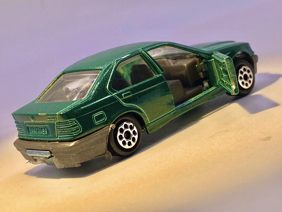 BMW 325i 1990 Majorette🔥1:58-metal metálico verde difícil de encontrar Foto 3 de 4