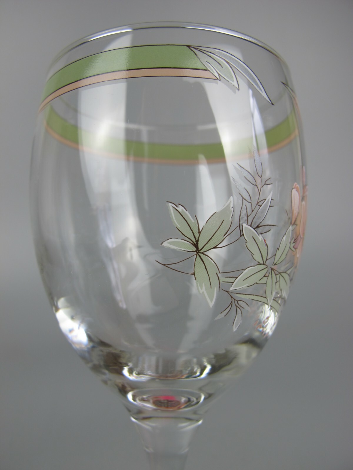 Beautiful set of six 1970's vintage glass Wine Glasses. Floral