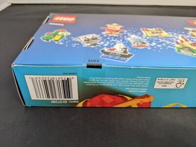 New  - LEGO Seasonal: Christmas Build-Up (40222) 250 Pcs.