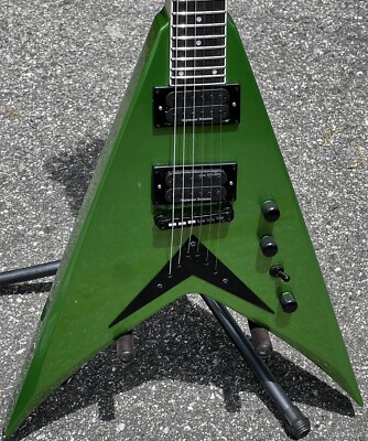 ギター kramer Kramer The 84 Electric Guitar - Eruption Red Satin | Sweetwater