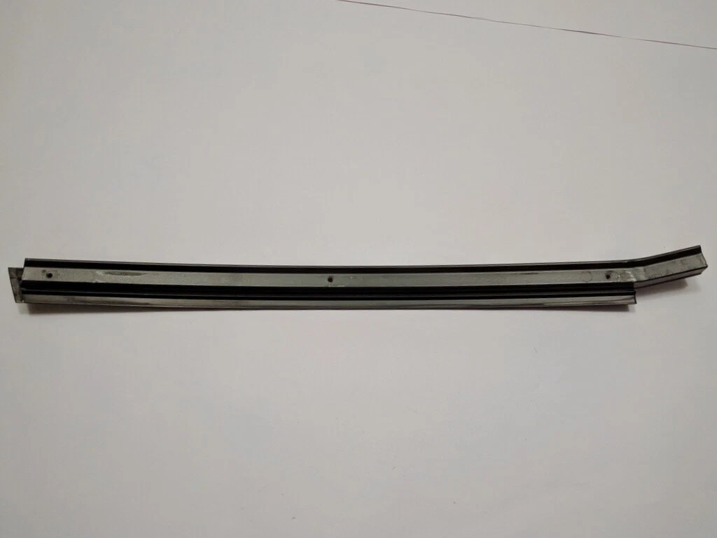 Genuine BMW E34 Door ext trim. Vertical metal strip by window 