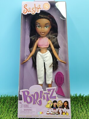 Sasha BRATZ Doll Figure W Accessories New