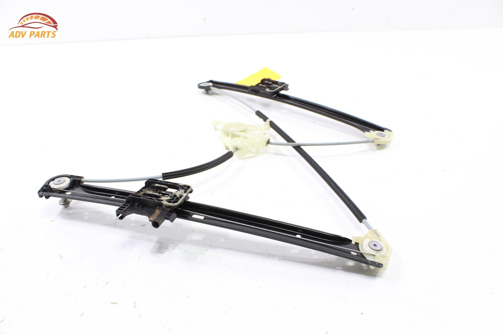 2017 - 2020 BENTLEY BENTAYGA REAR LEFT DRIVER SIDE DOOR WINDOW REGULATOR OEM