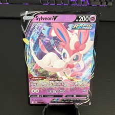 Pokémon TCG Sylveon v 74/203 Carta Ultra Rara Spada e Scudo Cieli in Evoluzione LP