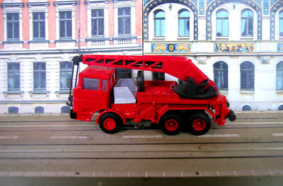 Faller ams MB LKW Feuerwehr Abschlepp-/Kranwagen mit Zinkmotor