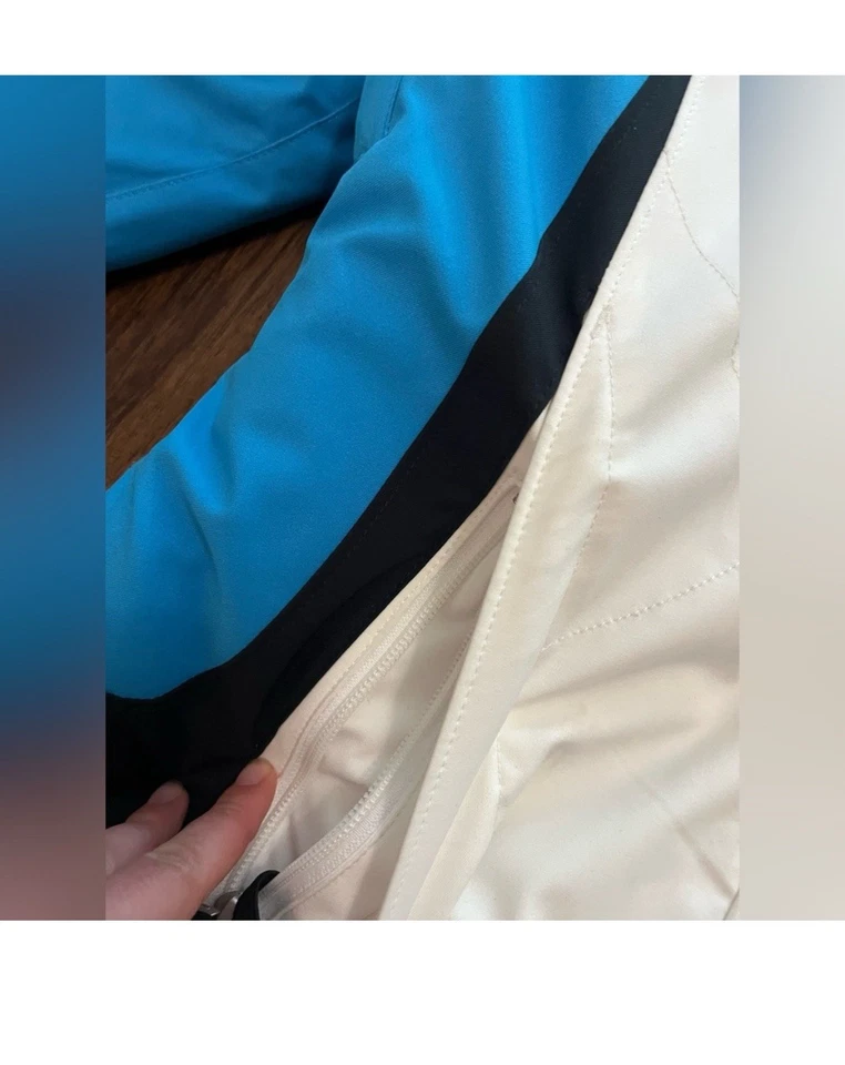 Women’s Spyder prevail ski jacket size 8 White and Blue puffer Outerwear Skiing - Image 4 of 4