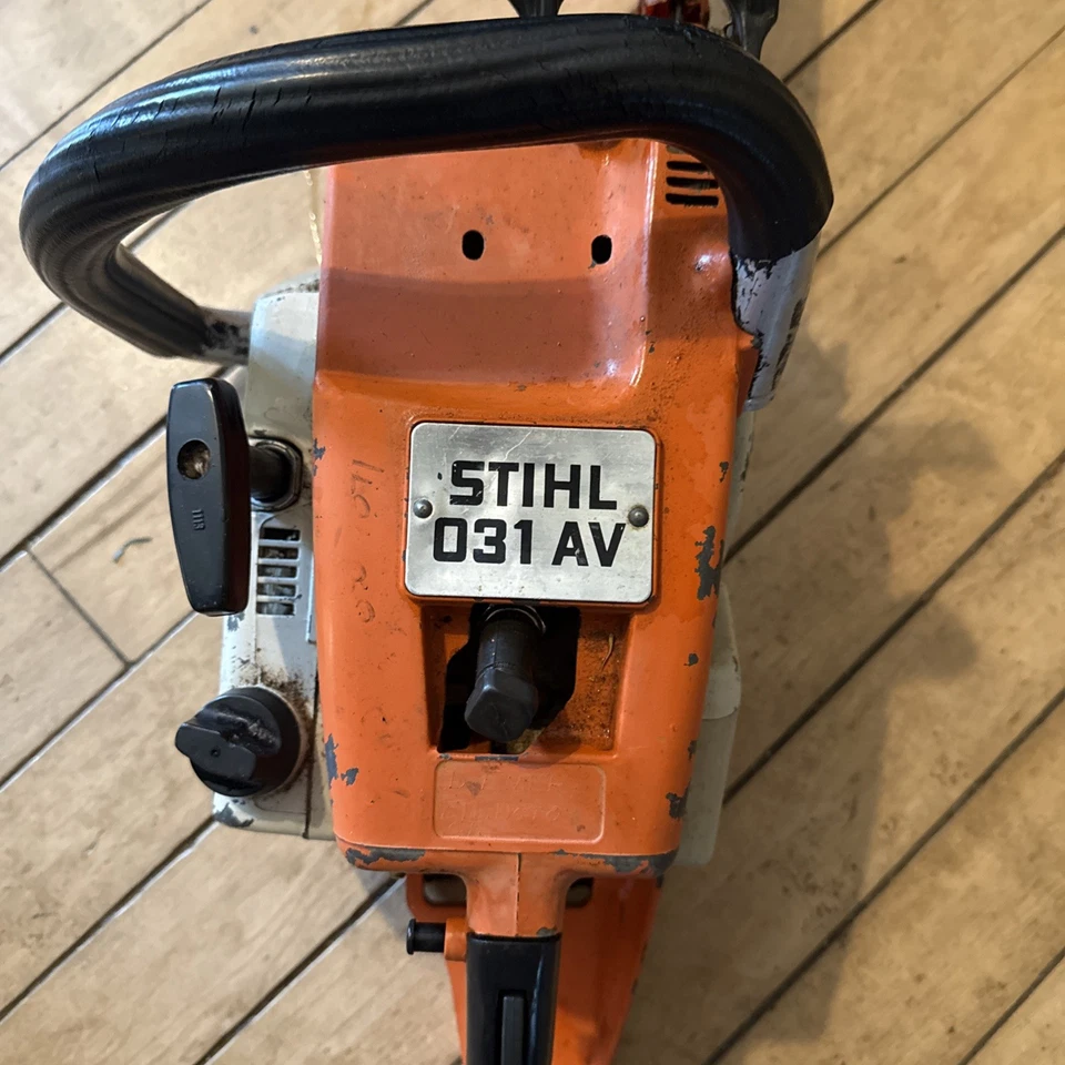 Stihl 031 AV 20 英寸链锯压缩需要调整 — 第 2/4 张图片