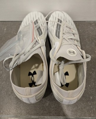 Under Armour Magnetico Elite 4 White Hybrid Soccer Cleats Men's Sz
