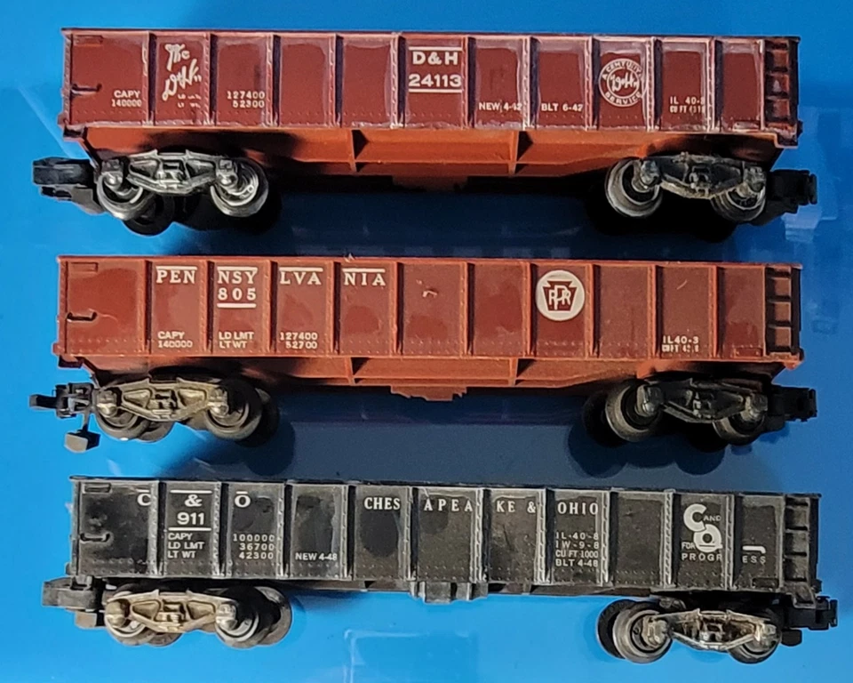 CB11: American Flyer S Gauge Gondola Cars Lot of 3 w/ Wood Plank Inserts - Image 4 of 4
