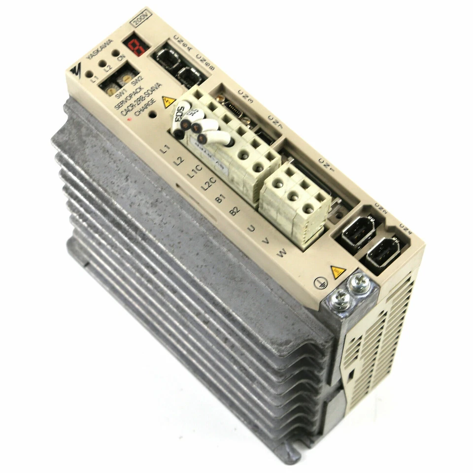 Servoconductor usado Yaskawa CACR-R90-S04VA CACRR90S04VA probado bueno Foto 4 de 4